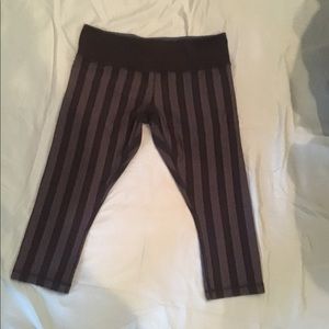 Lululemon Capri Workout Pants